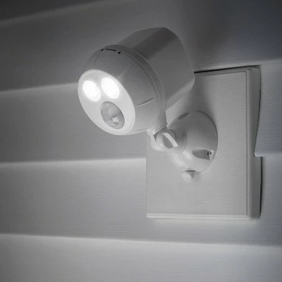 Mr Beams 400 Lumens LED Spotlight 4 Mr Beams 400 Lumens LED Spotlight - Image 2